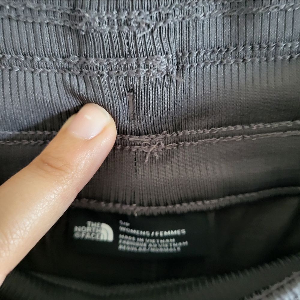The North Face Shorts - Picture 3 of 6